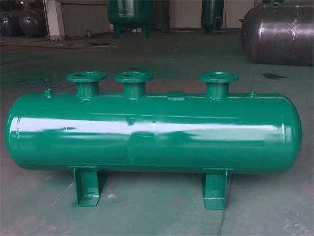 1679991473376569.jpeg 新乡新乡新乡蒸汽分气缸1.jpeg